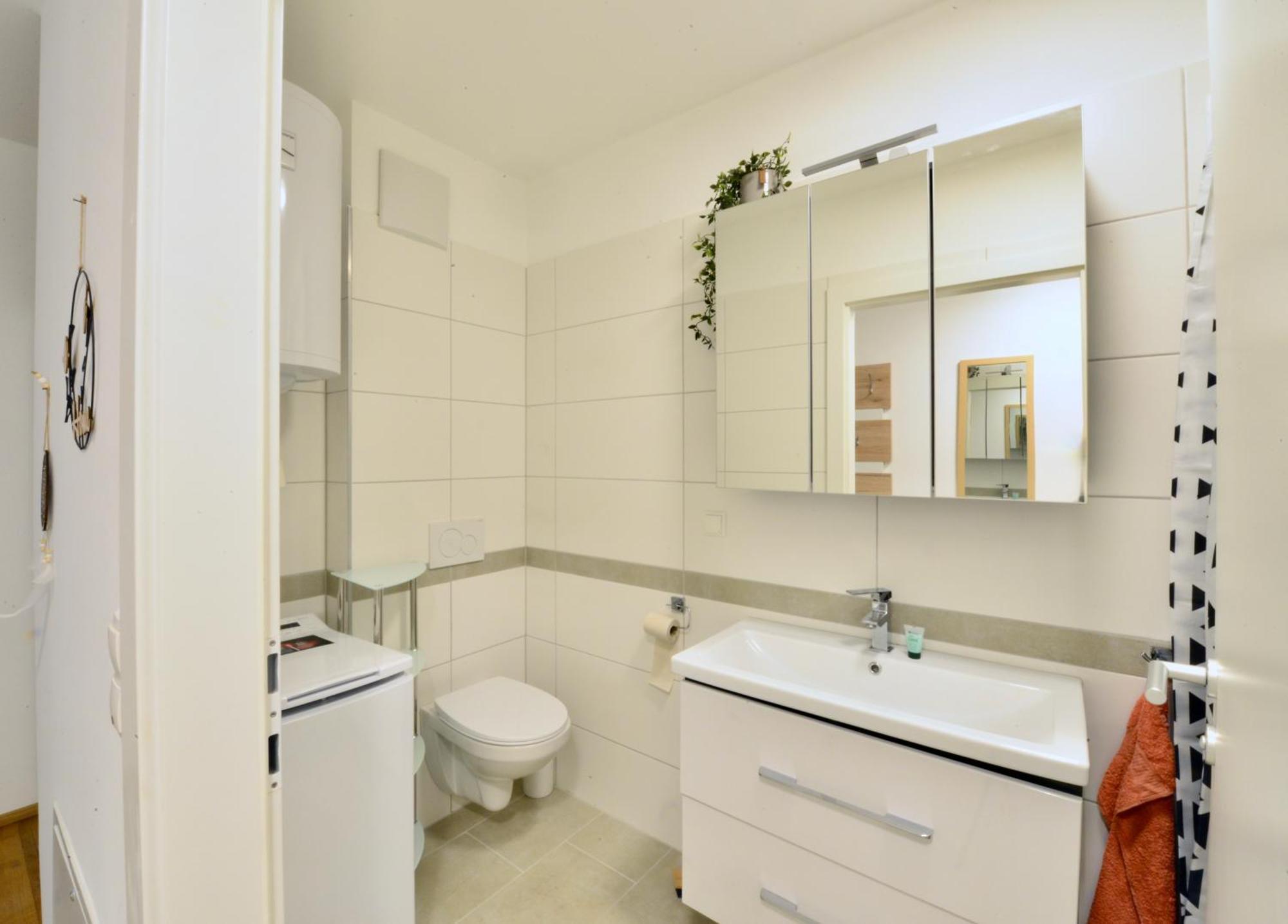New With Parking And Metro In Front Of The House Apartment Виена Екстериор снимка